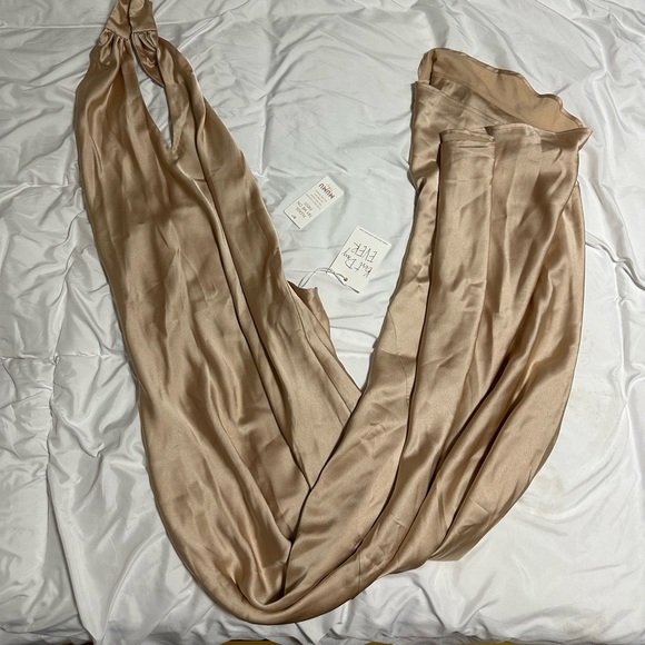 Halter maxi bridesmaid dress - Picture 3 of 4